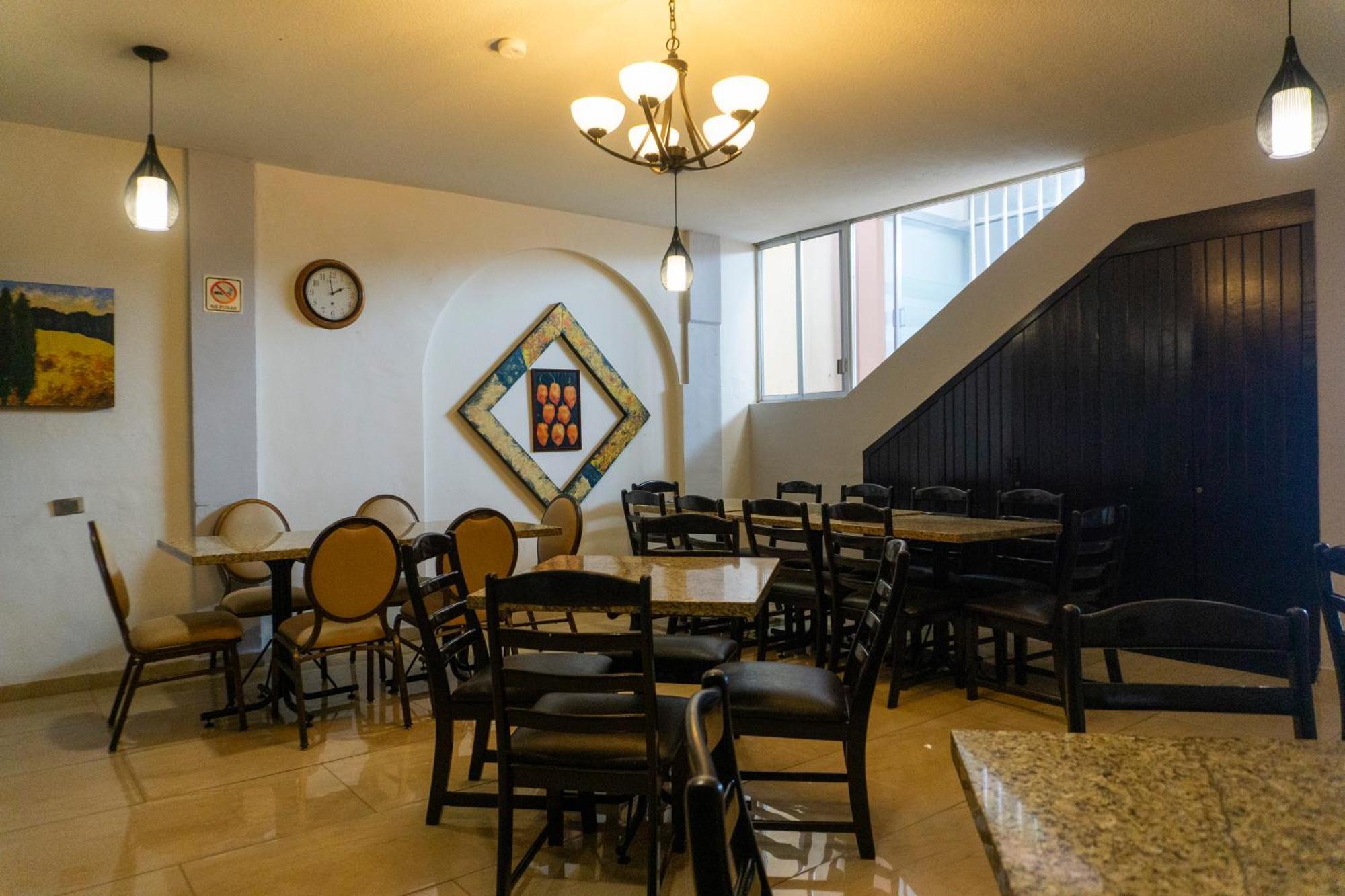 Hotel America Centro Лос-Мочис Экстерьер фото