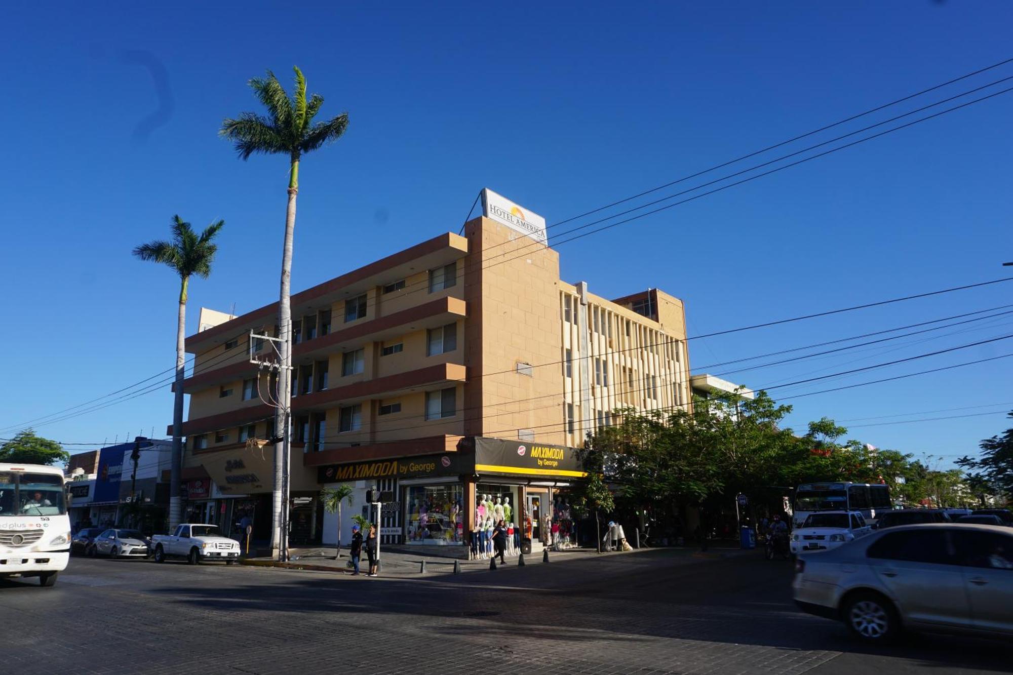 Hotel America Centro Лос-Мочис Экстерьер фото
