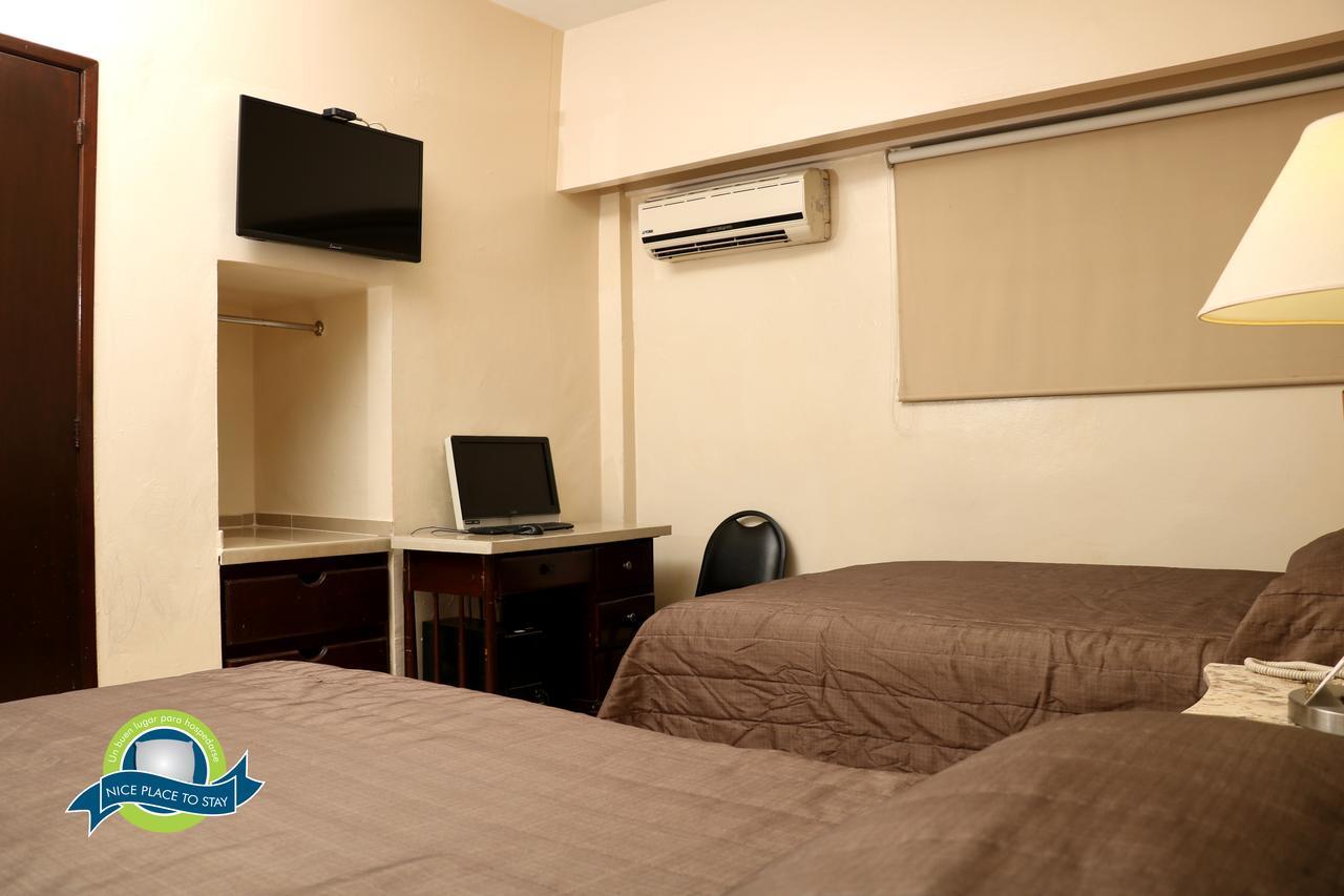 Hotel America Centro Лос-Мочис Экстерьер фото