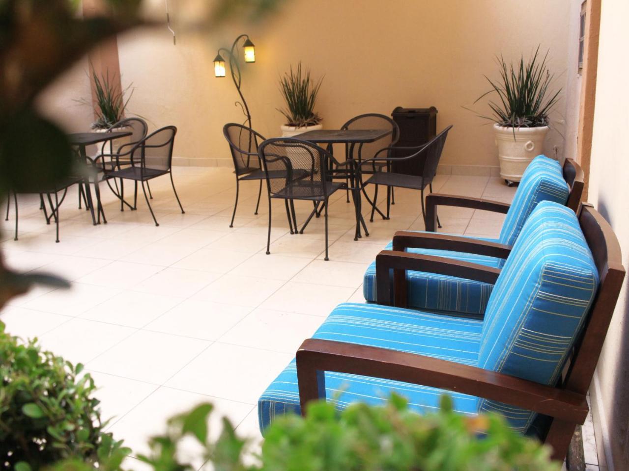 Hotel America Centro Лос-Мочис Экстерьер фото